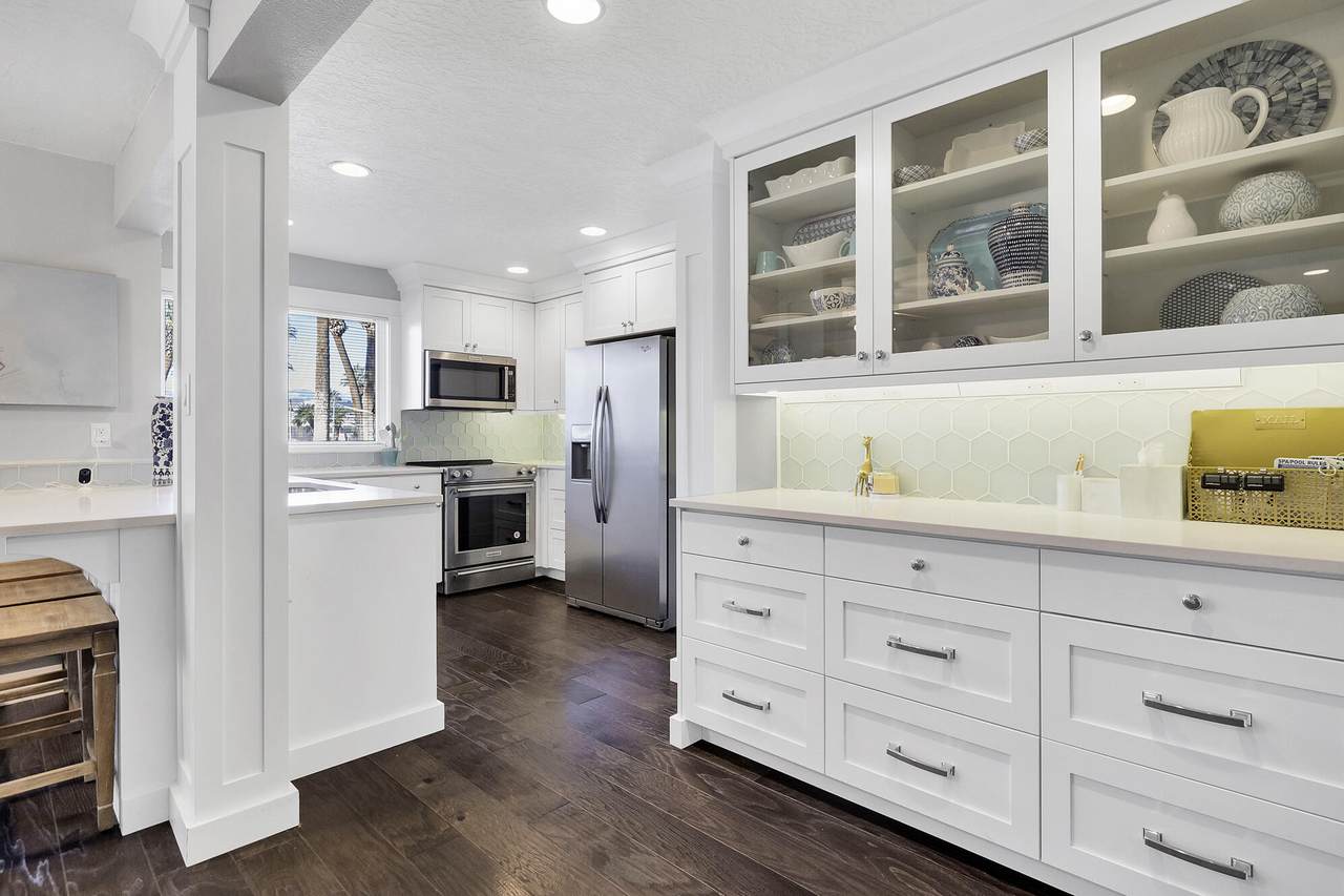 1845 Canyon View - Photo 1