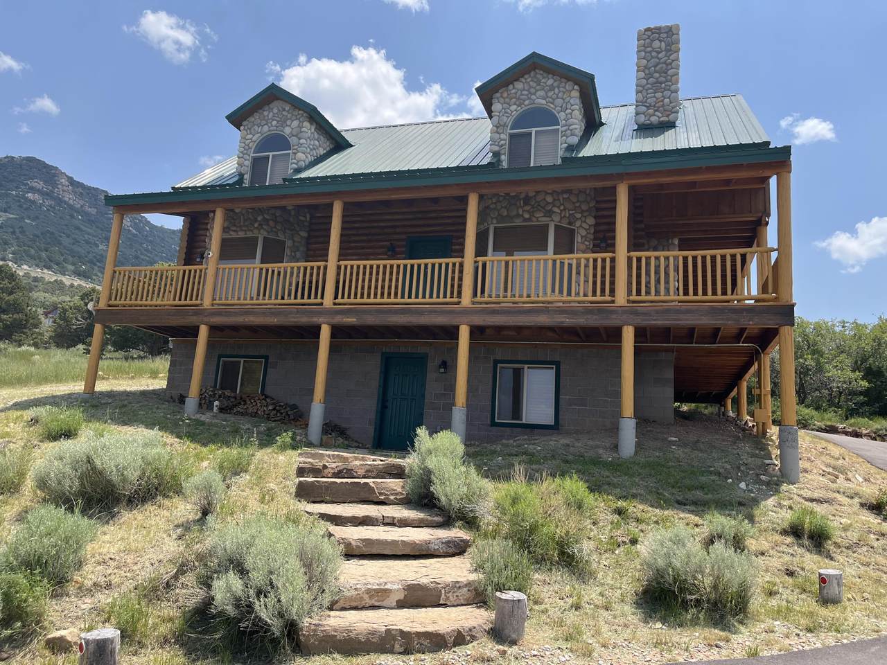 1134 High Valley View Dr - Photo 1