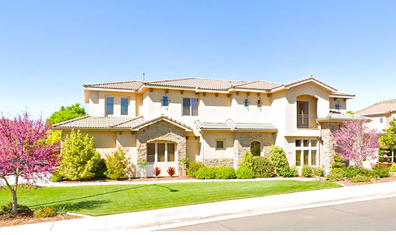 823 Majestic Dr - Photo 1