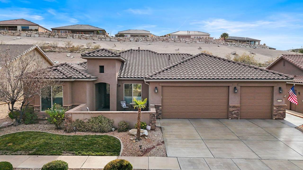 1731 Whitestone Dr - Photo 1