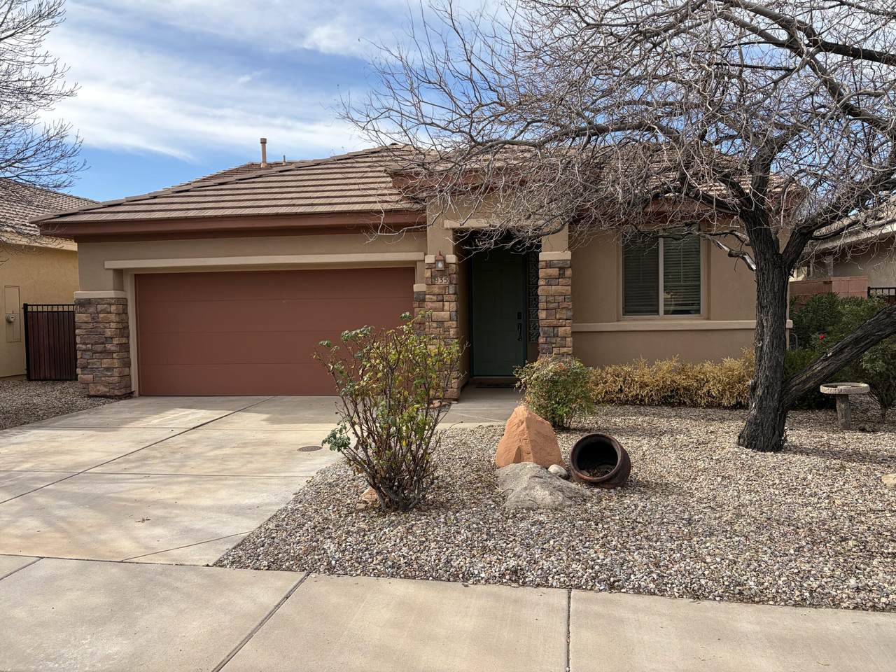 935 Slow Creek Ln - Photo 1