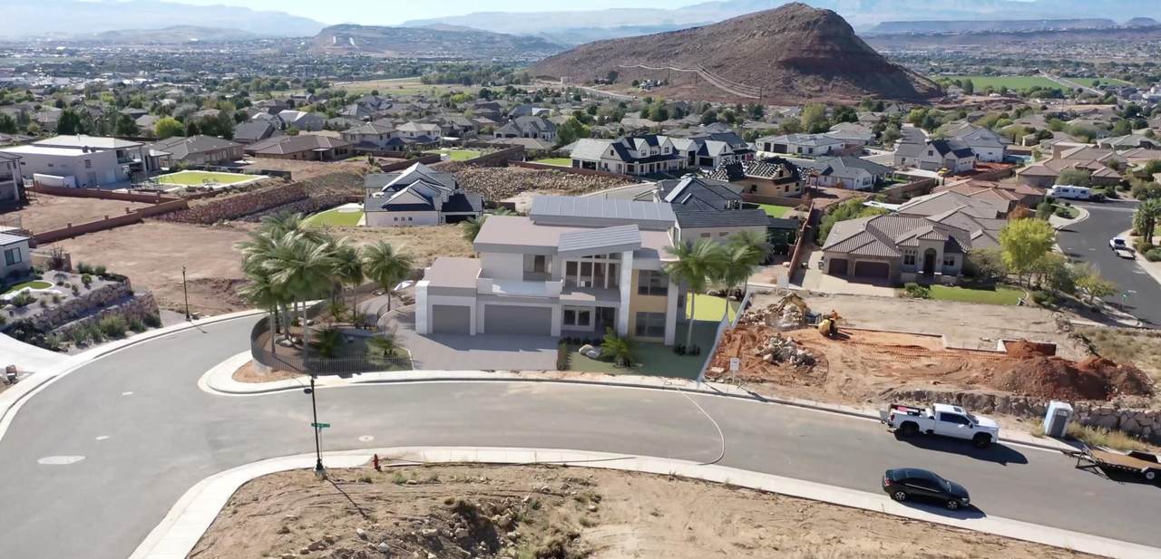 2094 S Pony Way - Photo 1