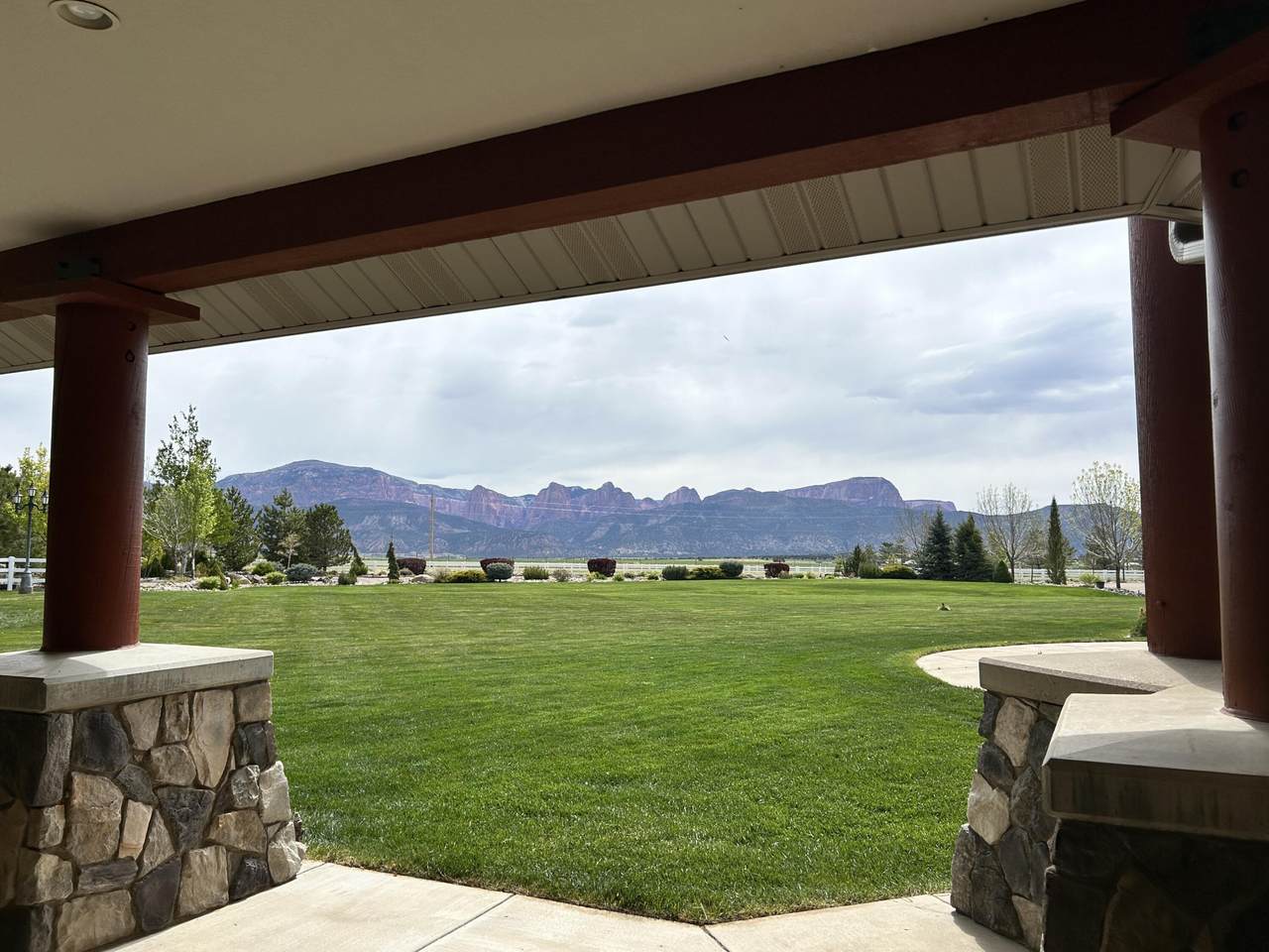 https://bt-photos.global.ssl.fastly.net/stgeorge/1280_boomver_1_26-268860-2.jpg