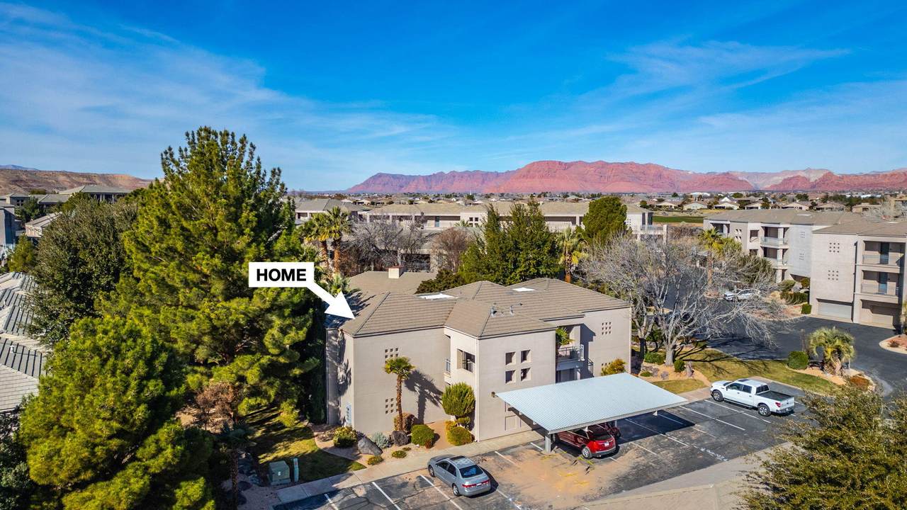 225 Country Ln - Photo 1