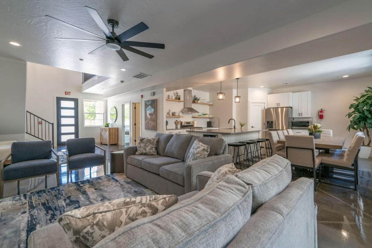 4242 Cambridge Parkway - Photo 1