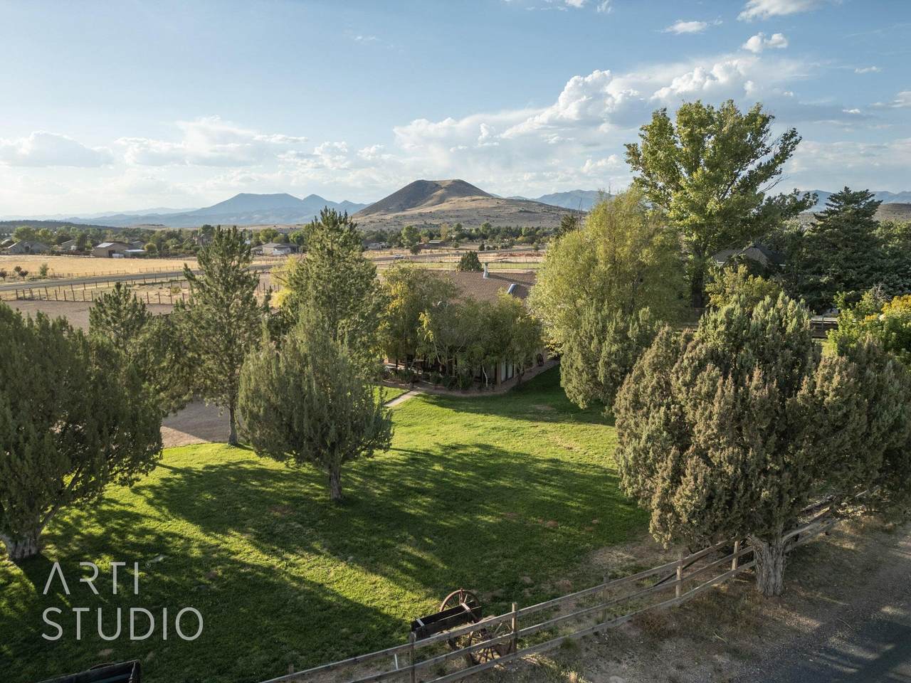 825 Horsemans Park Dr - Photo 1