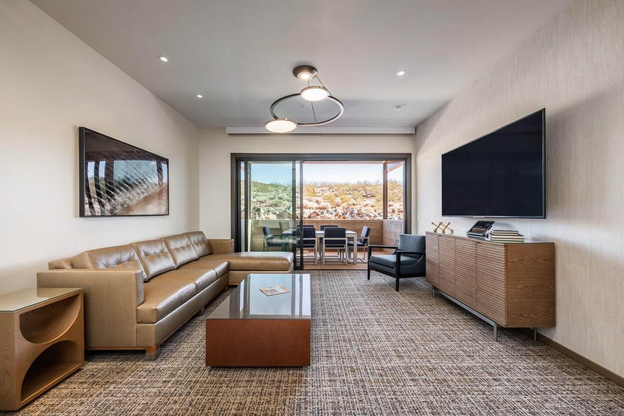 1550 Black Desert Dr - Photo 1