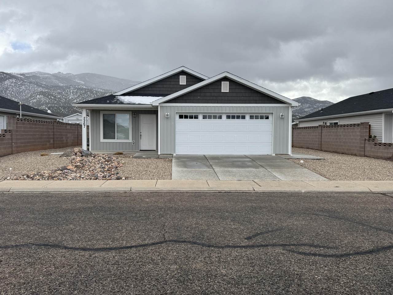 2267 475 - Photo 1