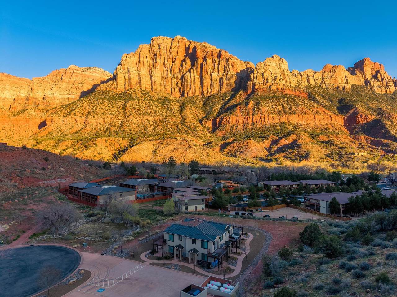 https://bt-photos.global.ssl.fastly.net/stgeorge/1280_boomver_1_26-270384-2.jpg