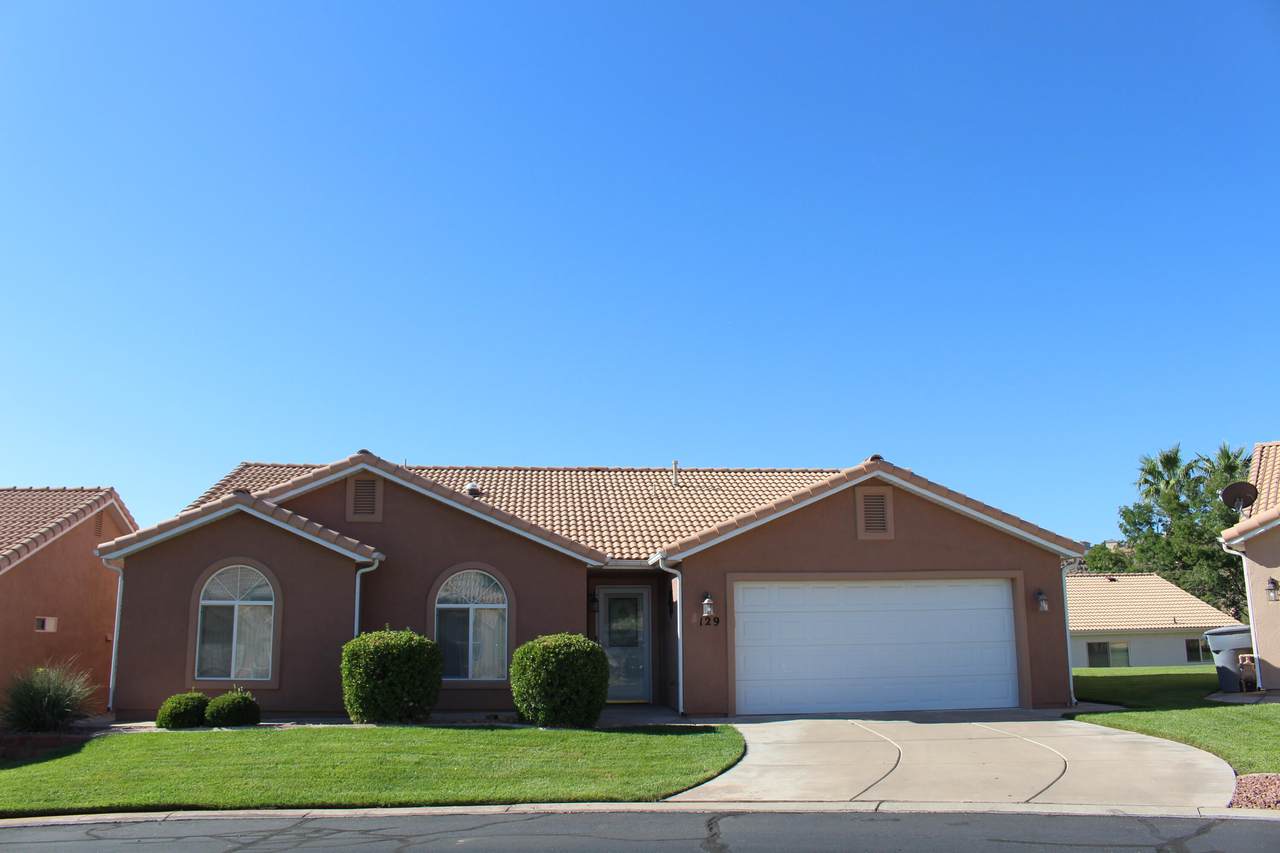 210 Mall Dr - Photo 1