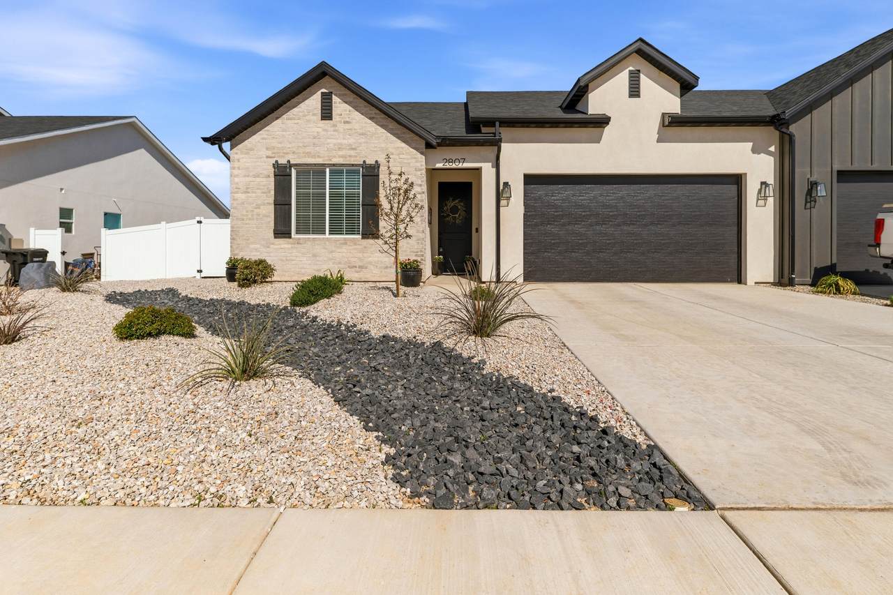2807 Rosie Lp - Photo 1