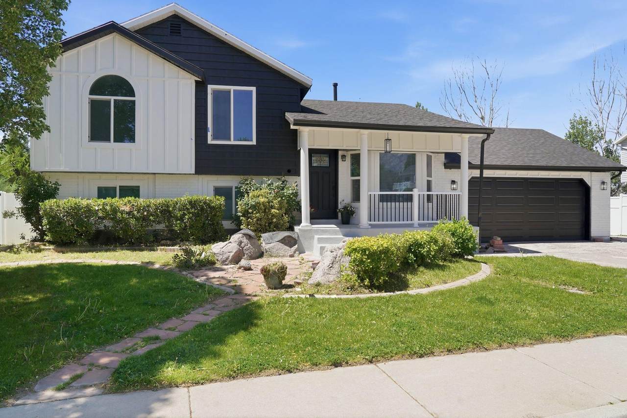 2289 Sunset Dr - Photo 1