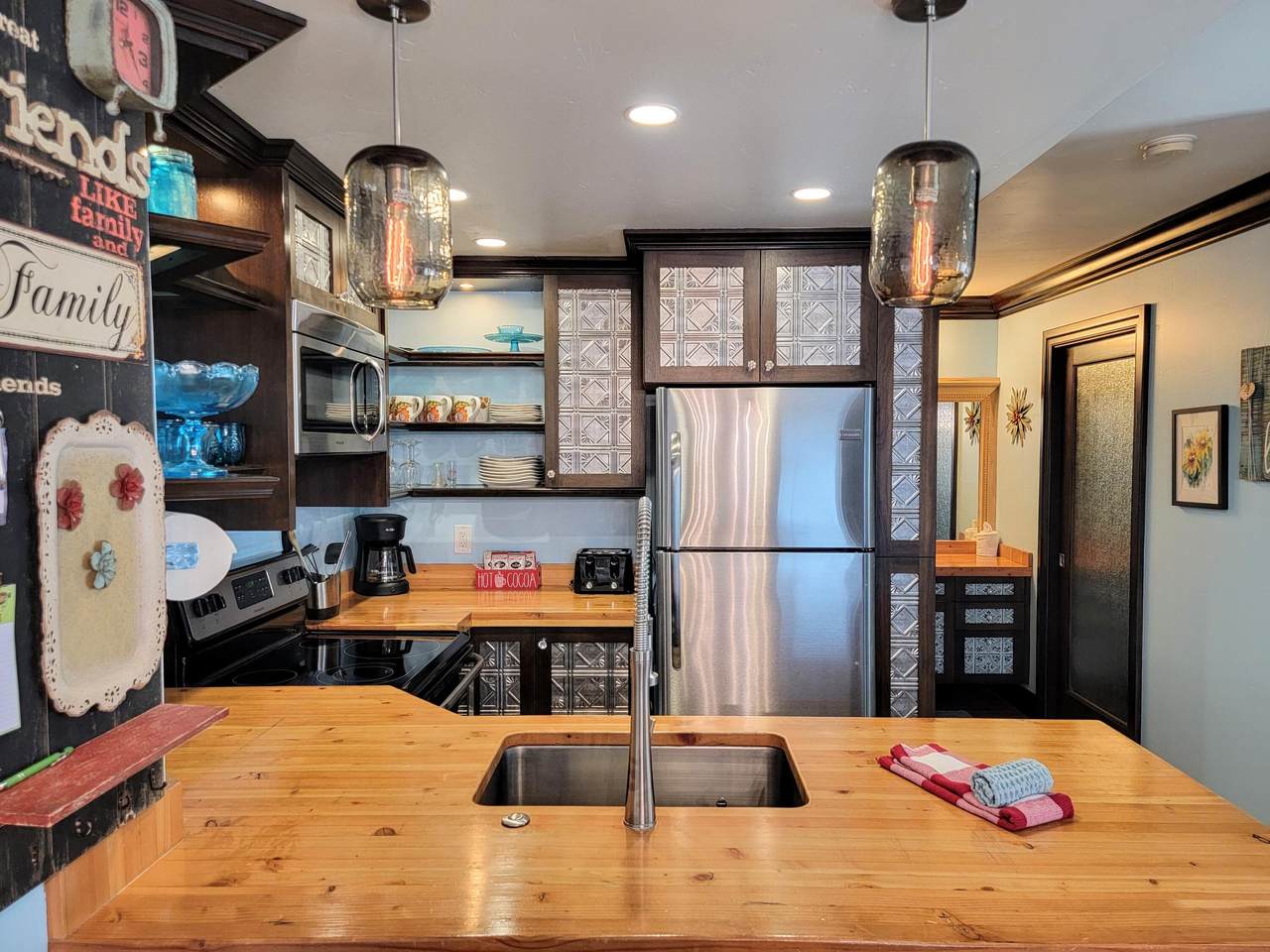 385 Vasels Rd - Photo 1