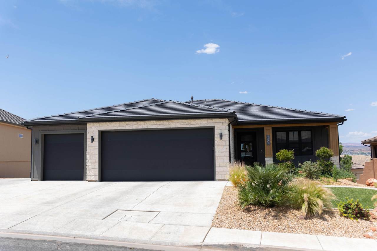 1564 Amity Ln Ln - Photo 1