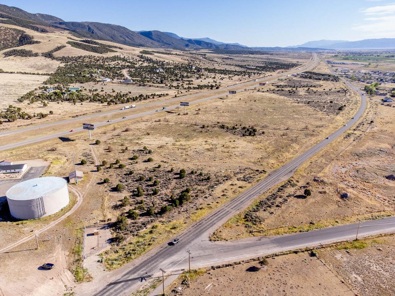 1810 Old Us Hwy 91 - Photo 1