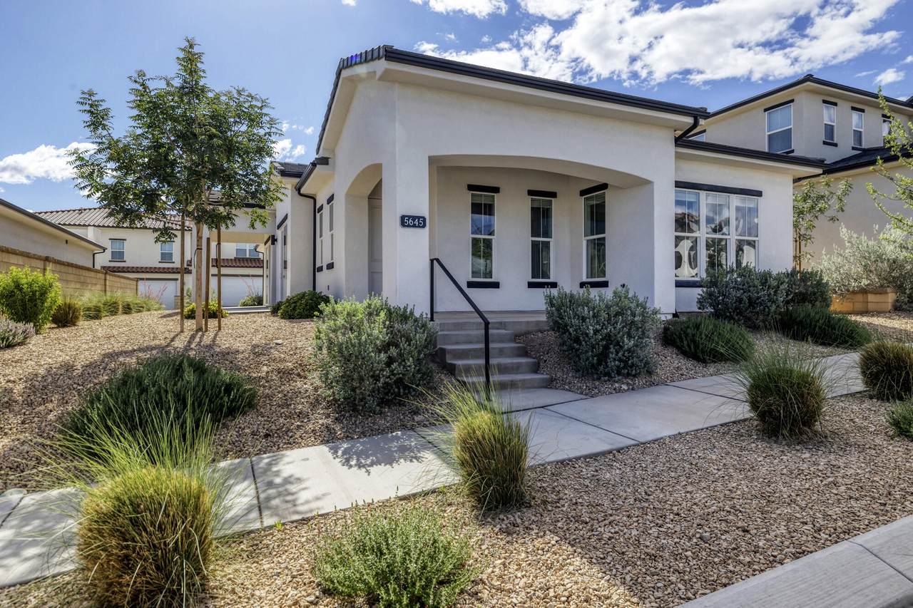 5645 Adobe Sun Dr - Photo 1
