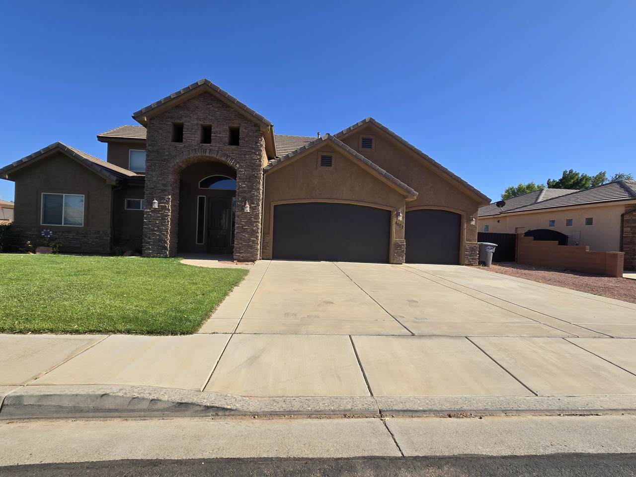 4121 2700 - Photo 1