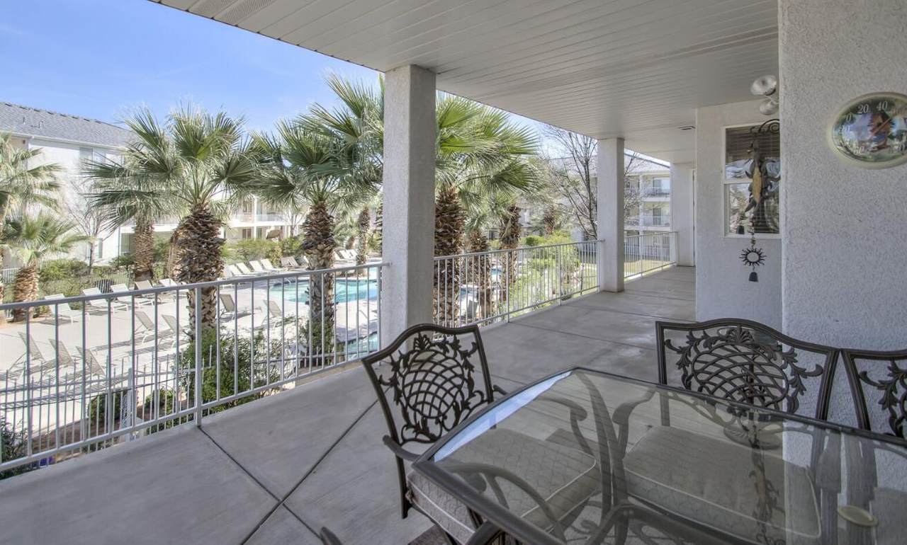 1845 Canyon View Dr - Photo 1