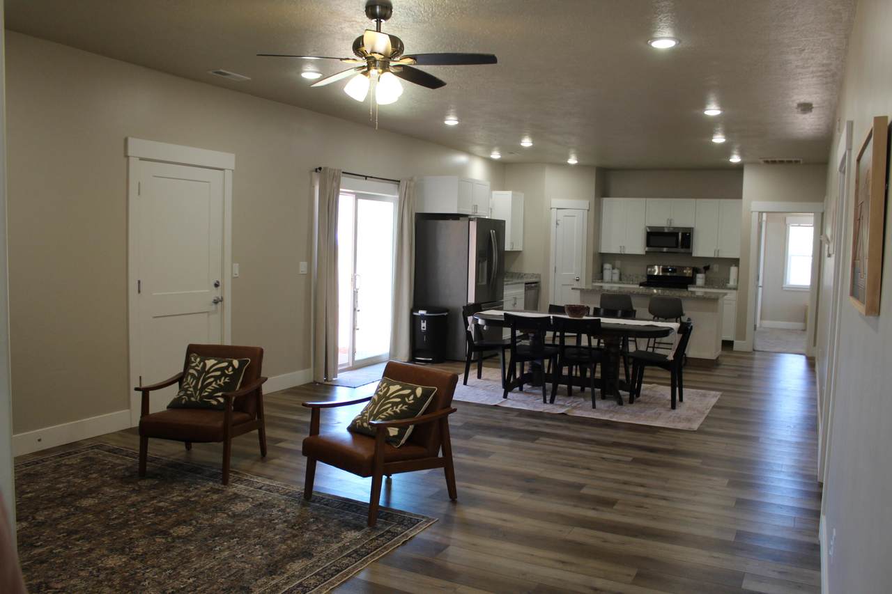 https://bt-photos.global.ssl.fastly.net/stgeorge/1280_boomver_1_26-273814-2.jpg
