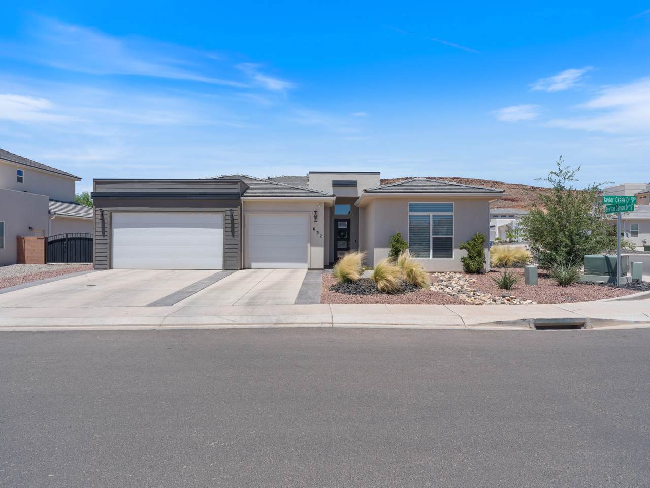 632 Taylor Creek Dr - Photo 1