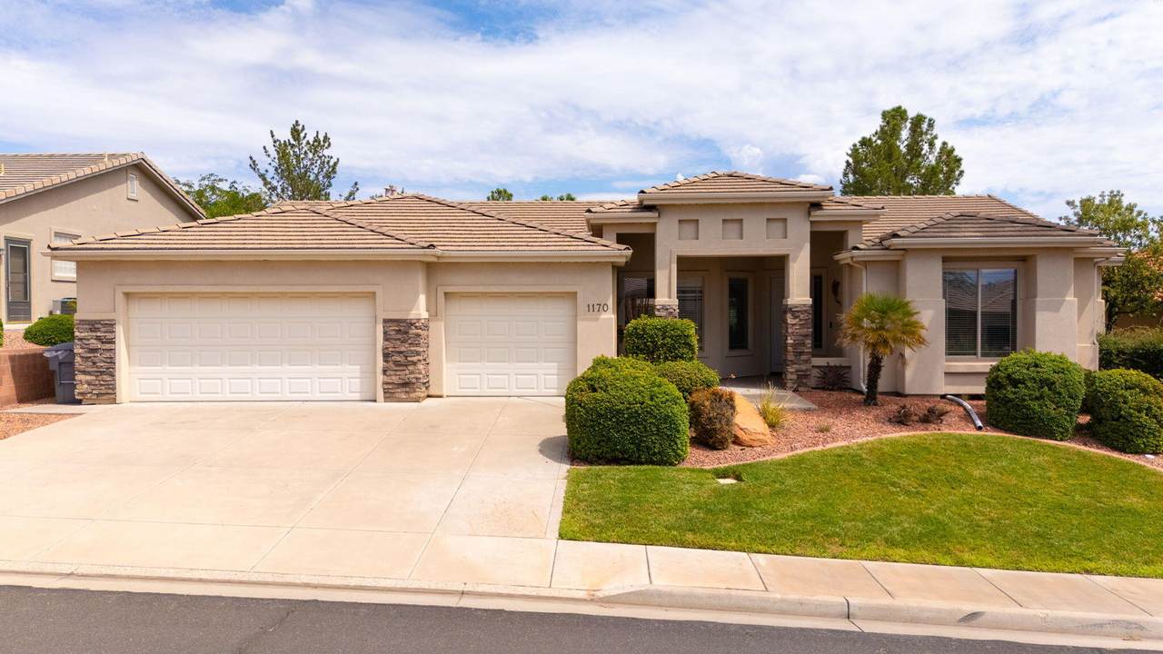 1170 Vista View Dr - Photo 1