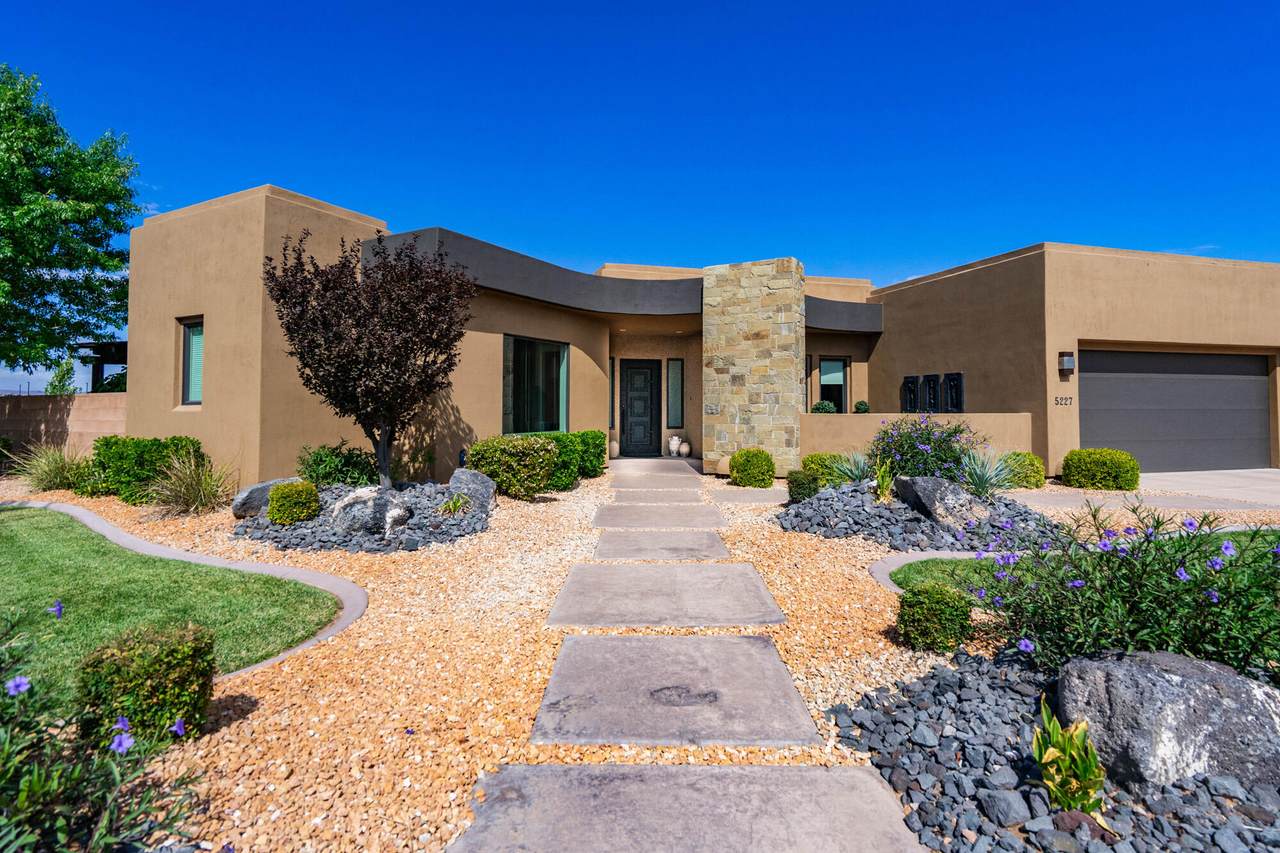 5227 Hidden Pinyon Dr - Photo 1