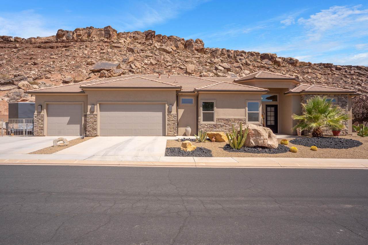 1148 Kolob Dr - Photo 1
