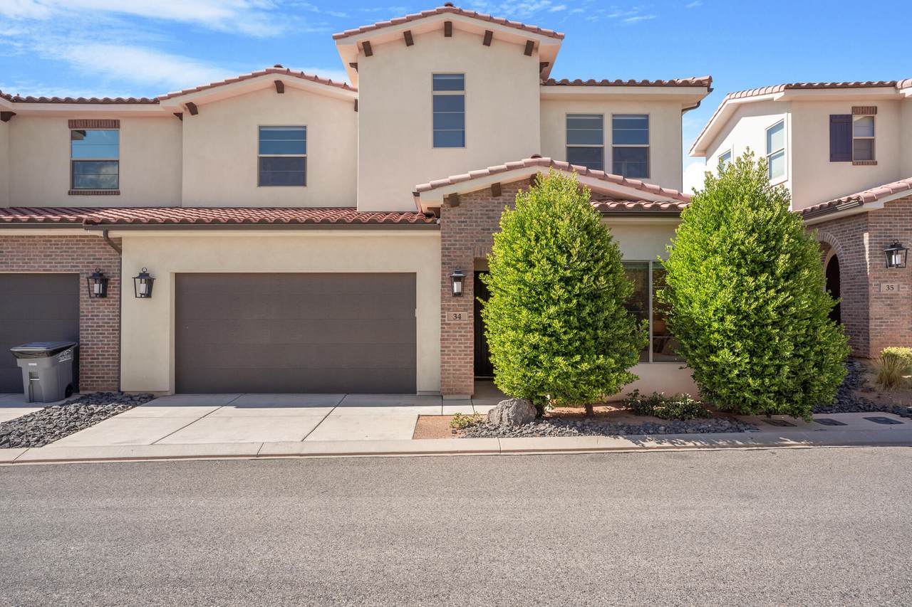 3770 Oasis Ln - Photo 1