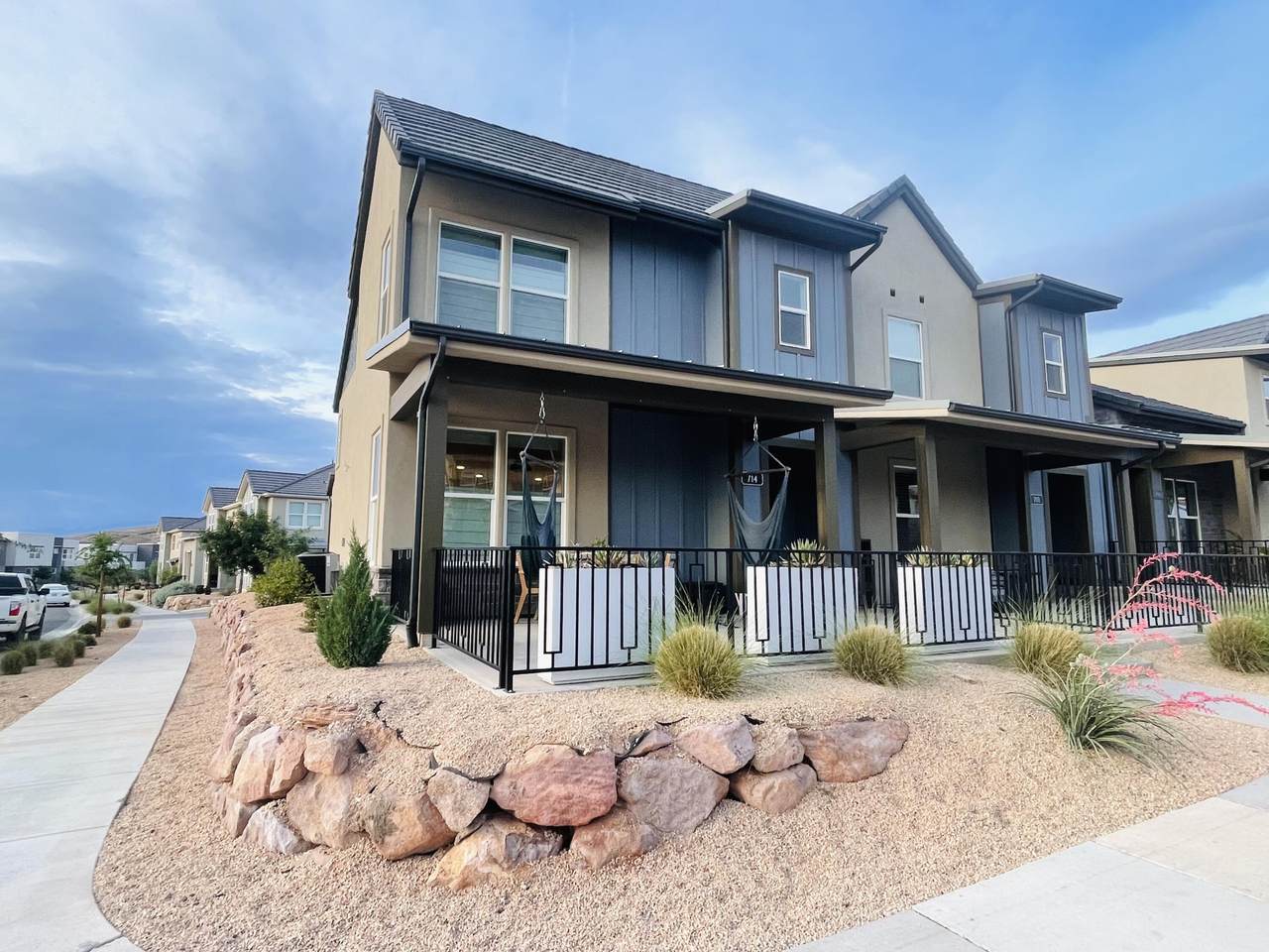714 Claystone Dr - Photo 1