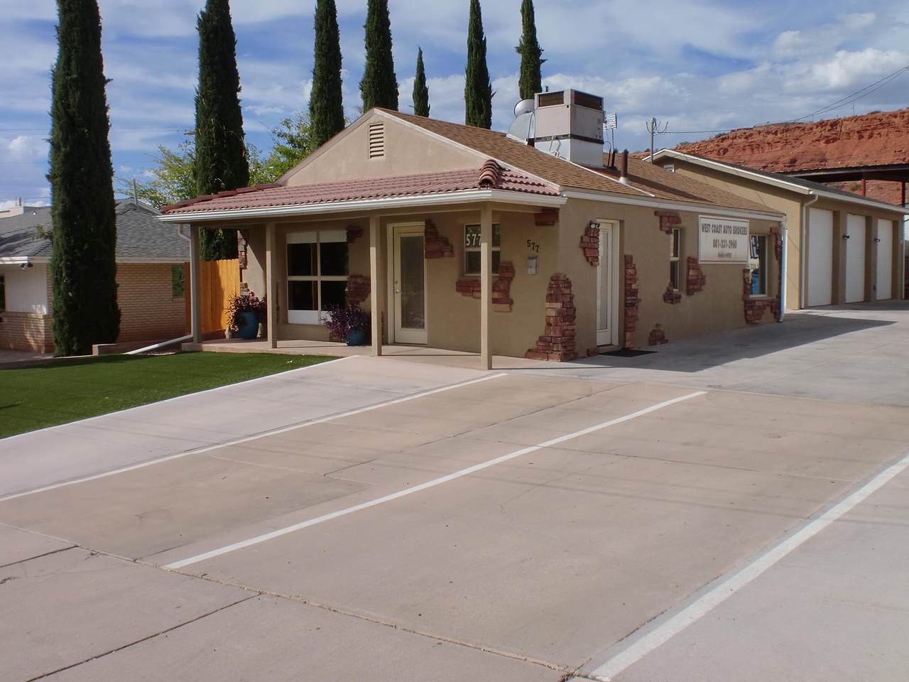 577 Tabernacle St - Photo 1