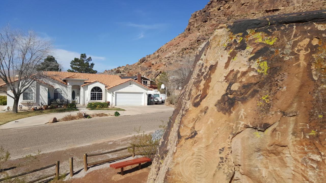 1476 Geronimo Rd - Photo 1