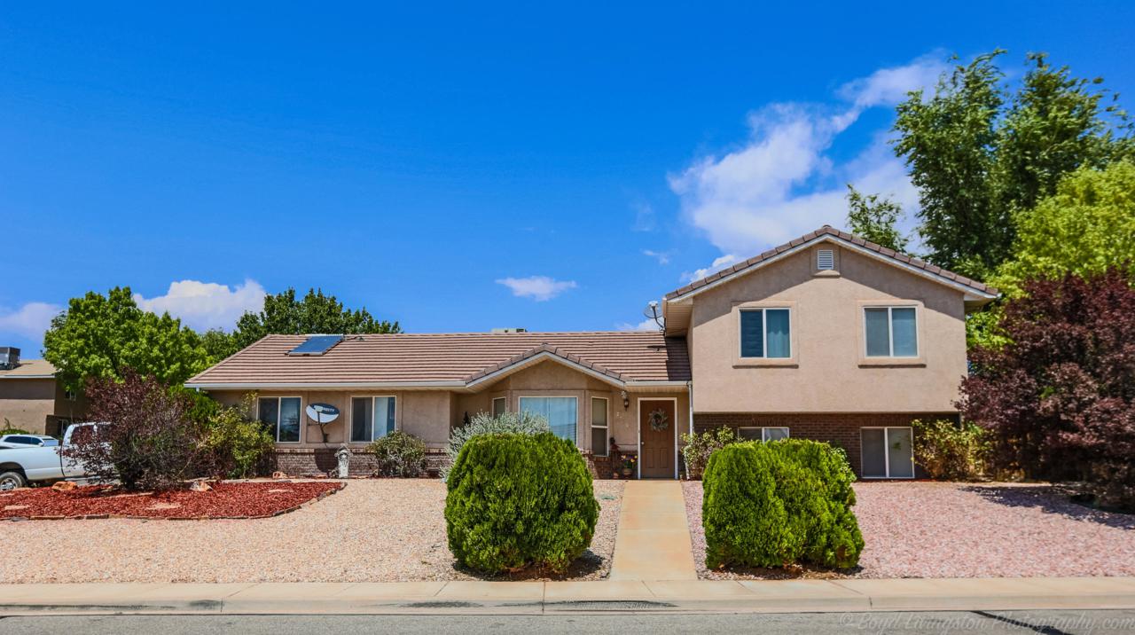 2839 Overlook Dr - Photo 1