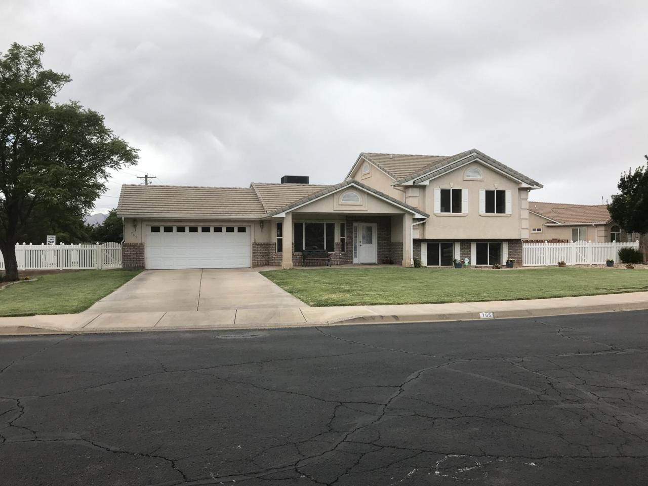 765 1110 W Cir - Photo 1
