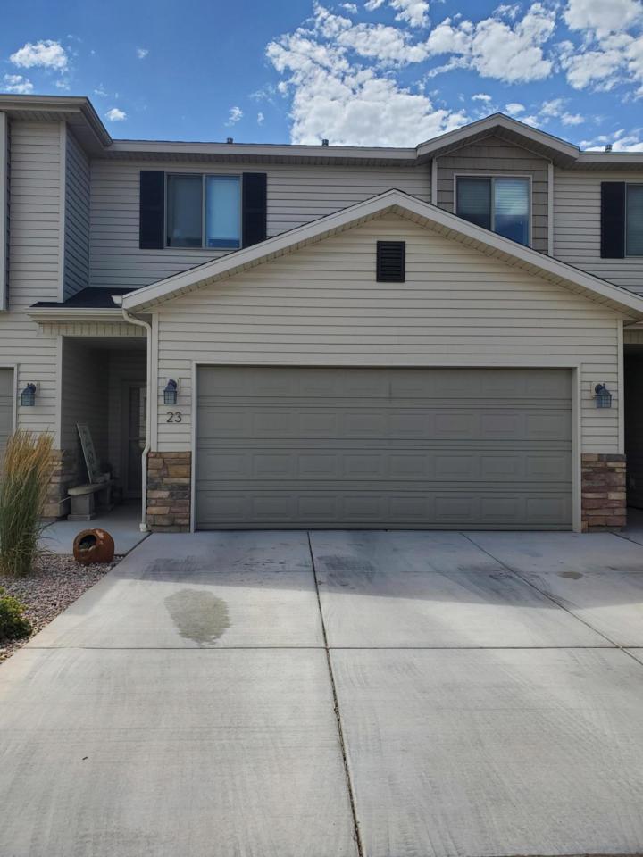 1677 Main St - Photo 1