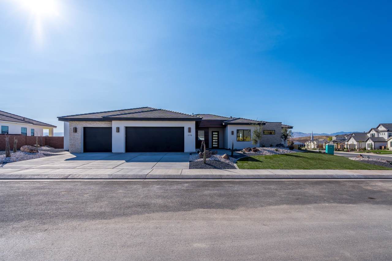 2778 Briarwood Dr - Photo 1