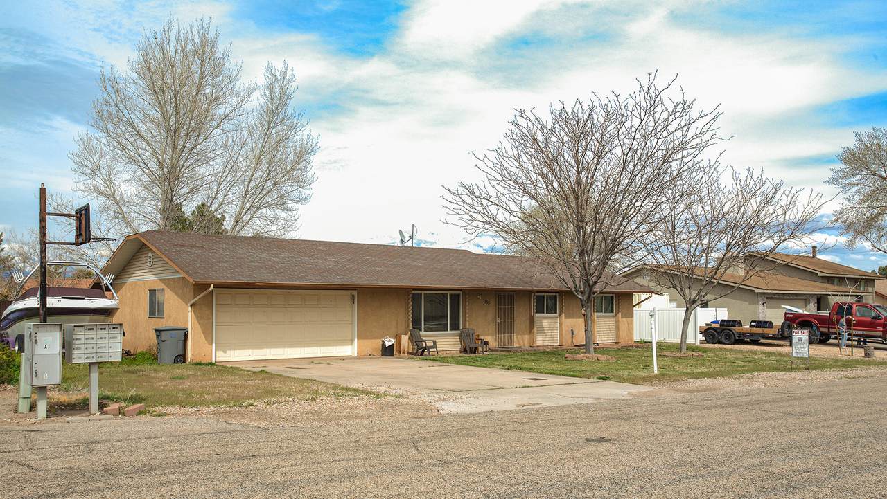 1135 Redwood Tree St - Photo 1