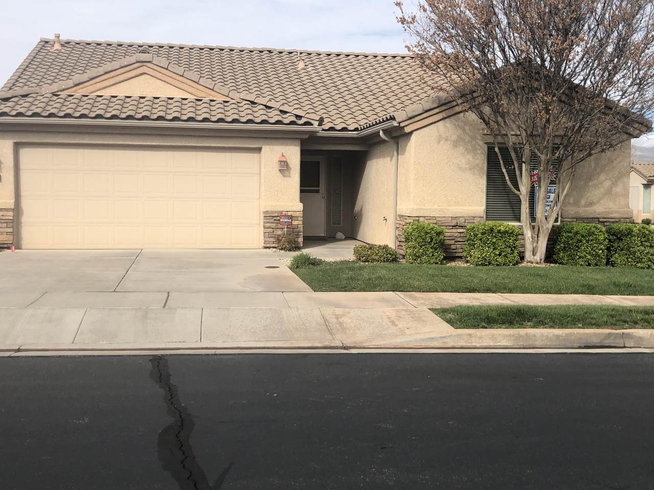 4498 Ash Springs Ln - Photo 1