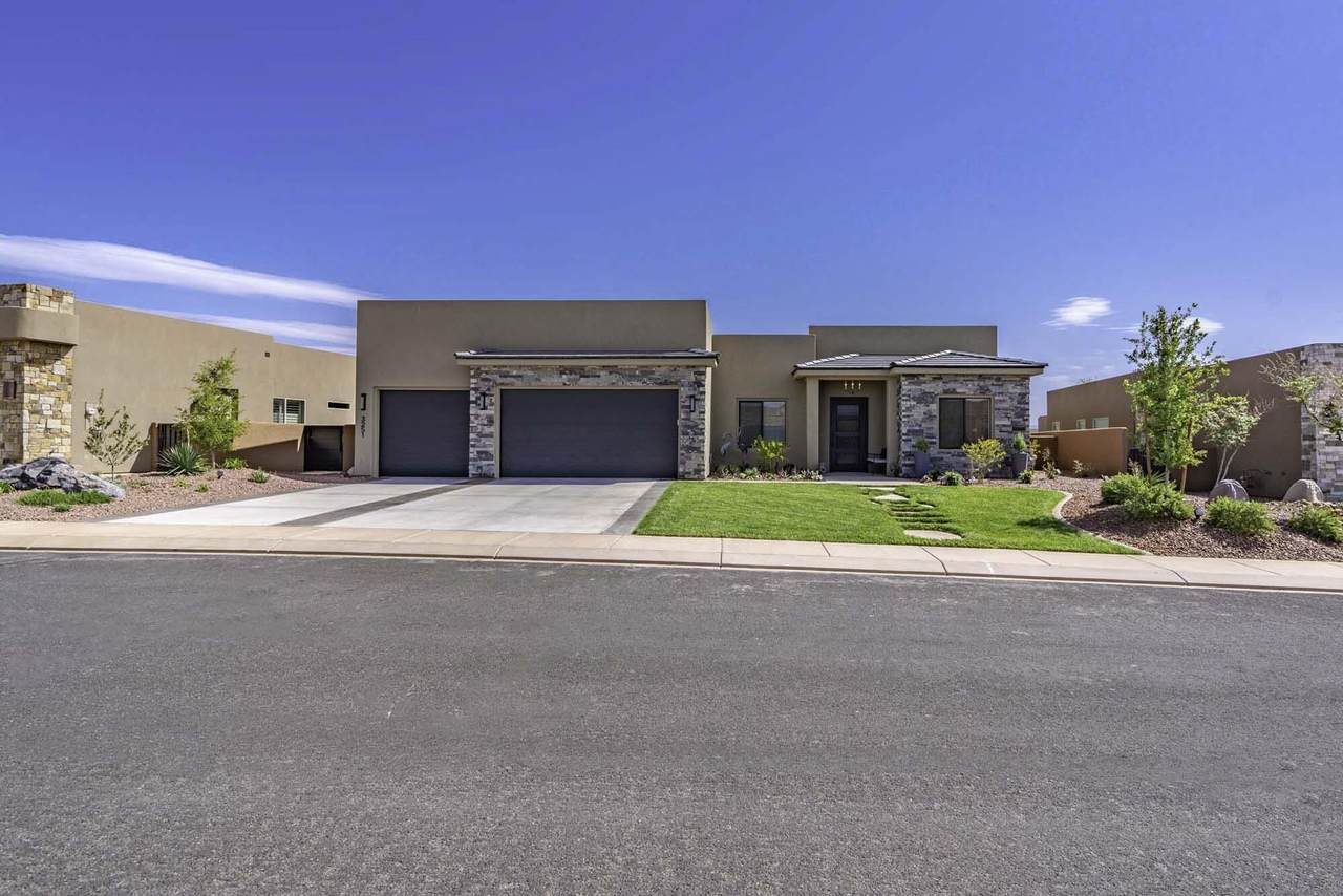 3251 Red Sands Way - Photo 1