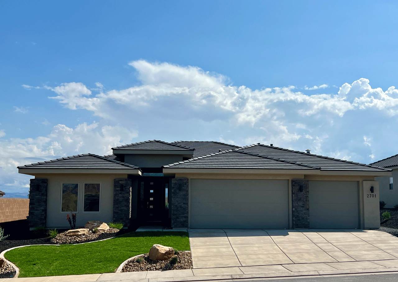 2701 Trasimeno Dr - Photo 1