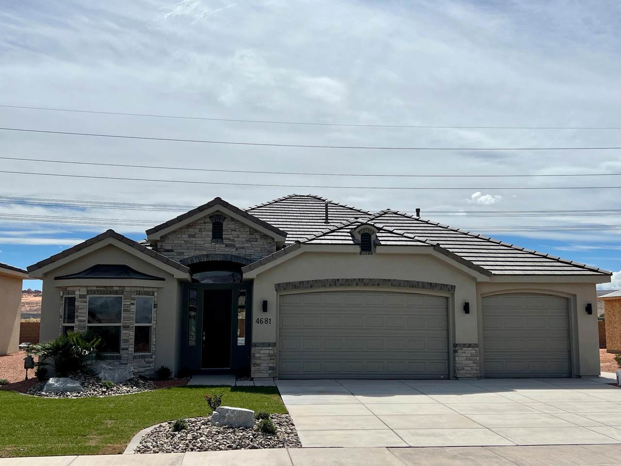 4681 3130 - Photo 1