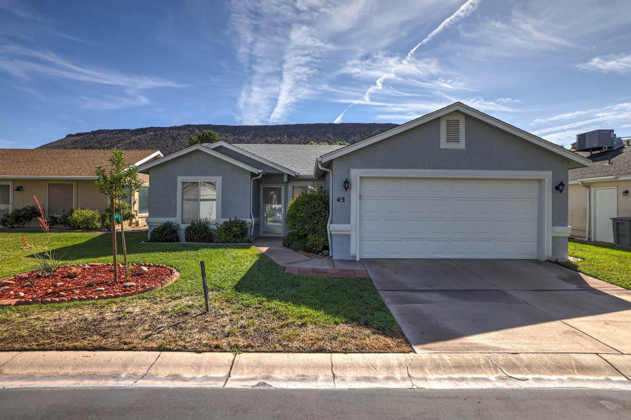 710 Indian Hills - Photo 1