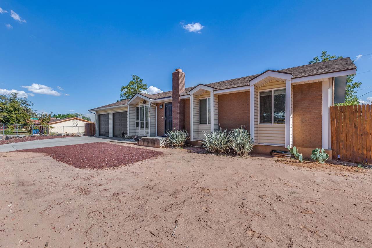 2088 Panorama Parkway - Photo 1