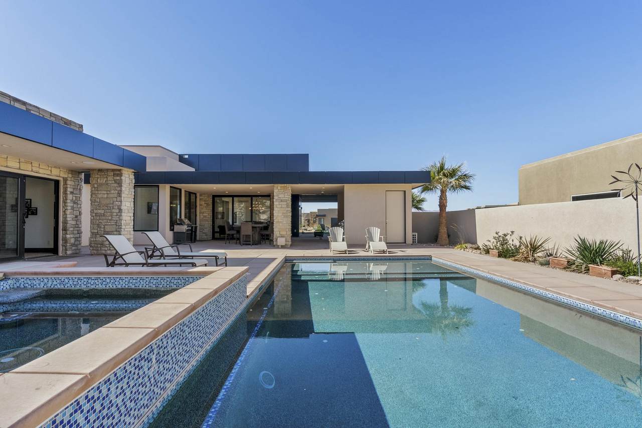 2015 Pinnacle Cir - Photo 1