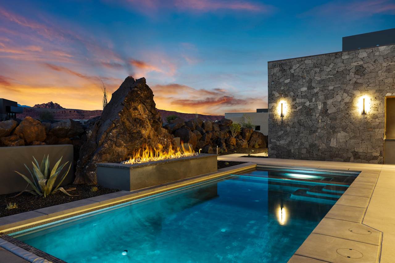 2643 Mesa Trails Way - Photo 1