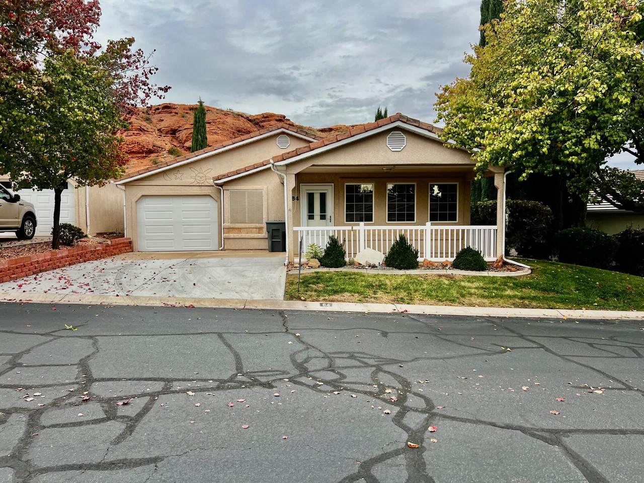 1050 Red Hills Parkway - Photo 1