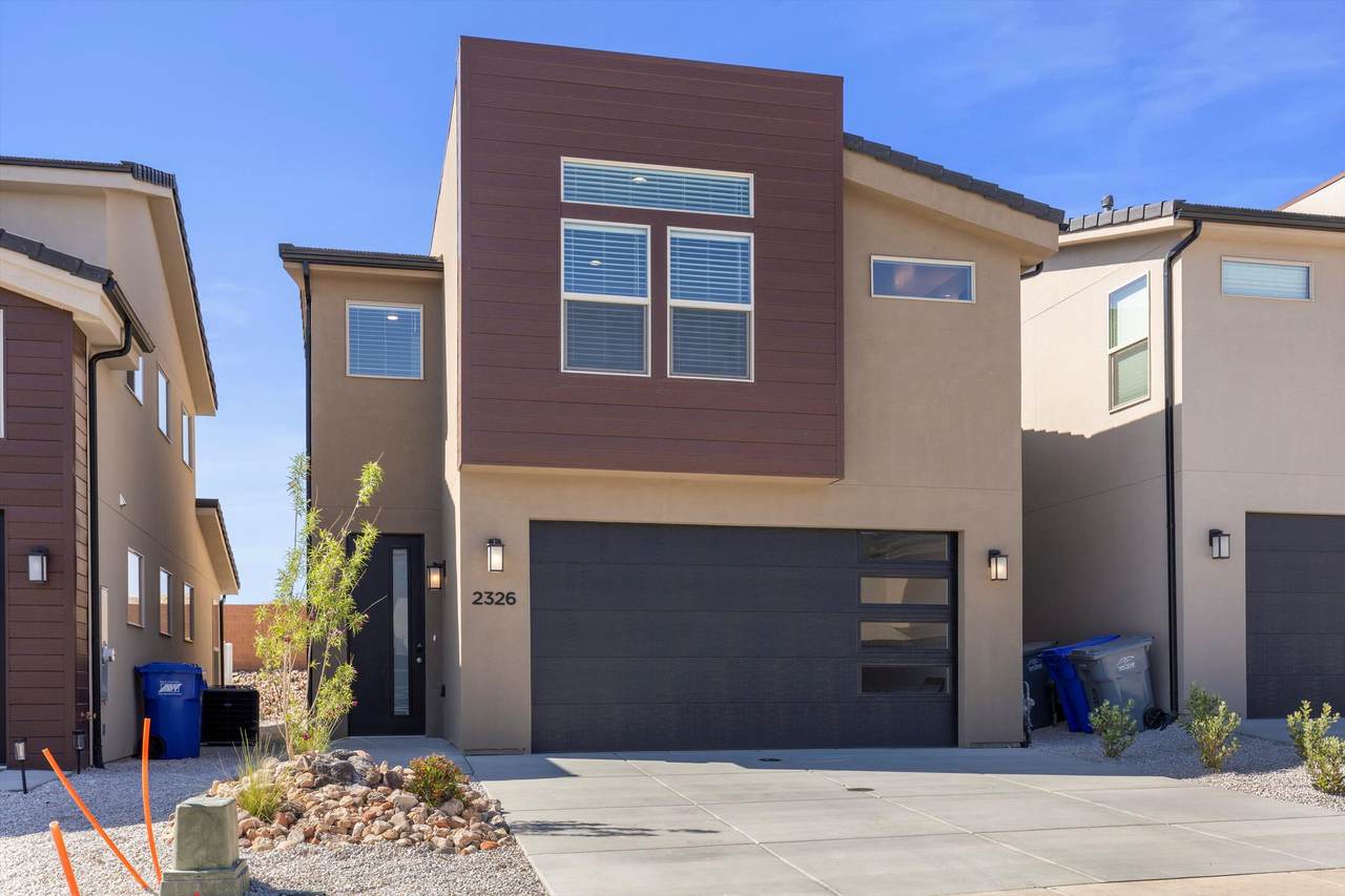 2363 Capone Ln - Photo 1