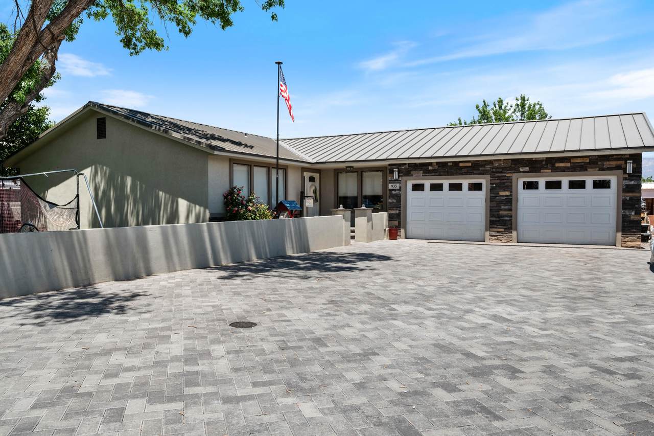 935 Fort Pierce Dr - Photo 1