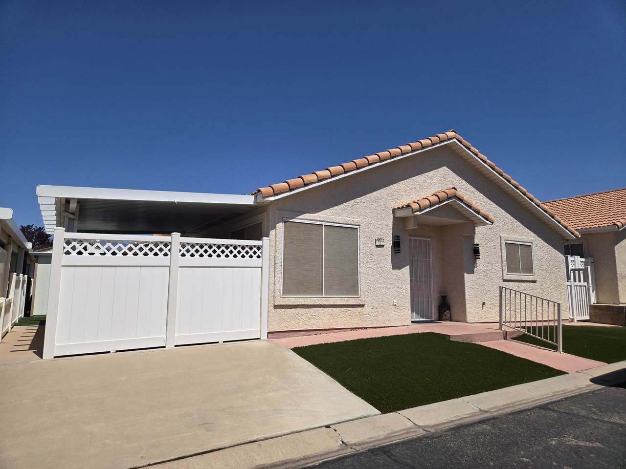 504 Telegraph St - Photo 1