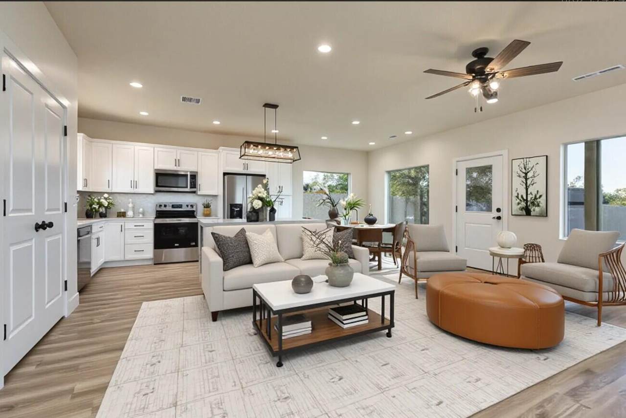 786 Cedar Cir - Photo 1