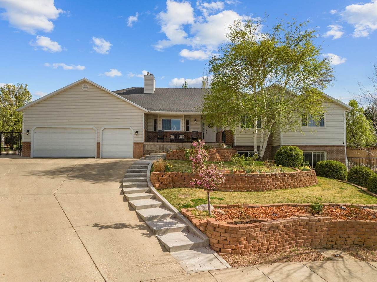 2113 525 Cir S - Photo 1